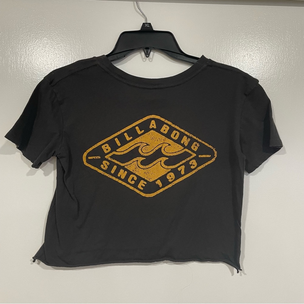 BILLABONG cropped cotton tee M